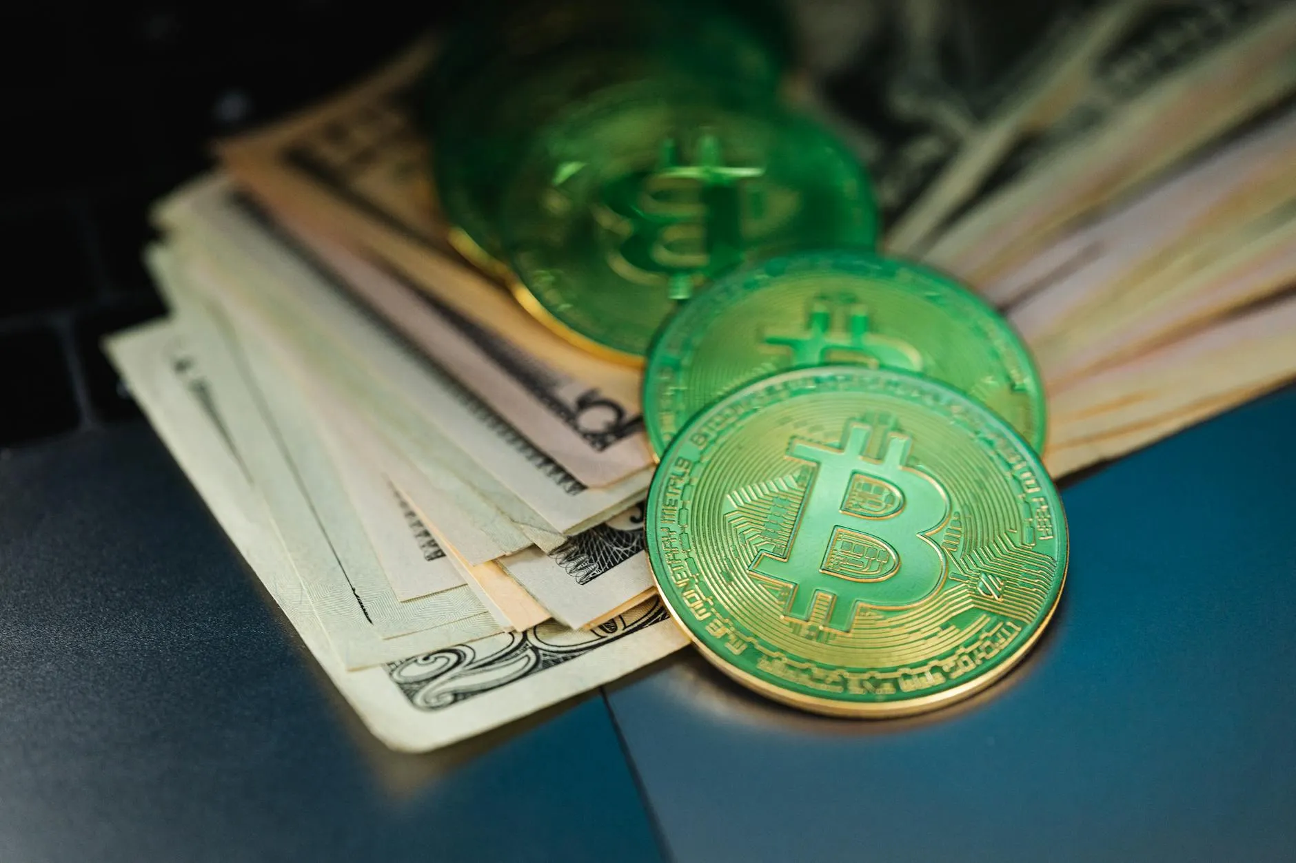 Como Ganhar Dinheiro na Internet: O Guia Definitivo do HotMoney