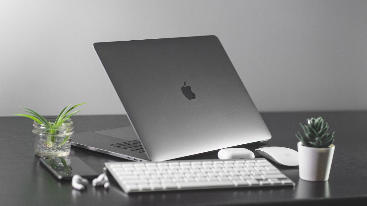 Como Fazer Renda Extra Consertando MacBooks em Casa